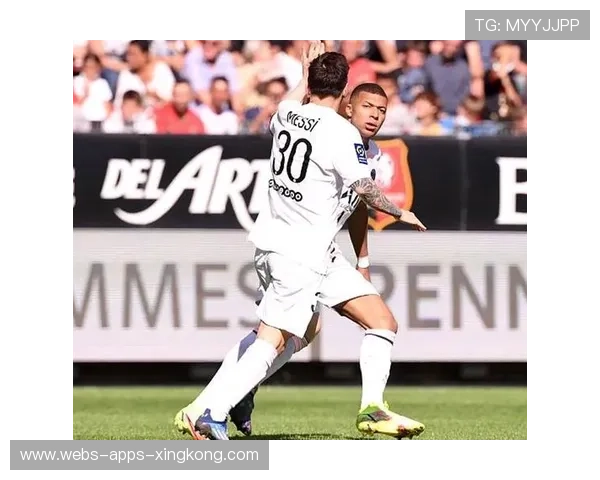 巴黎保核心策略短期稳阵容，长期影响待评估