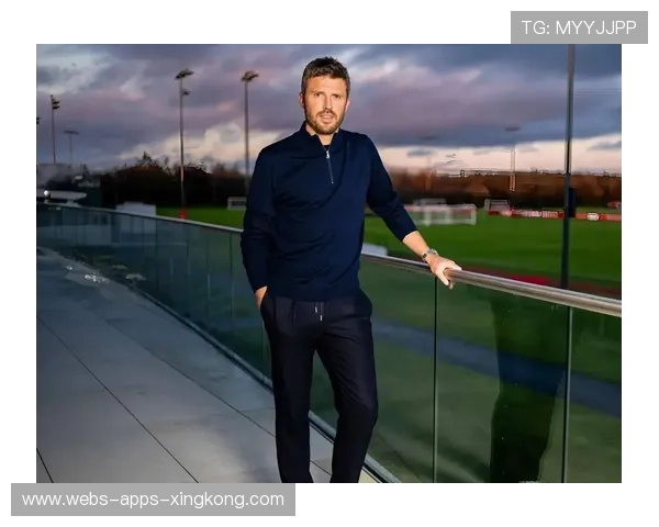 曼联迎战热刺，卡里克的战术布置成关键